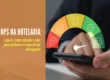NPS na hotelaria representado por uma escala de satisfação do hóspede em um celular.